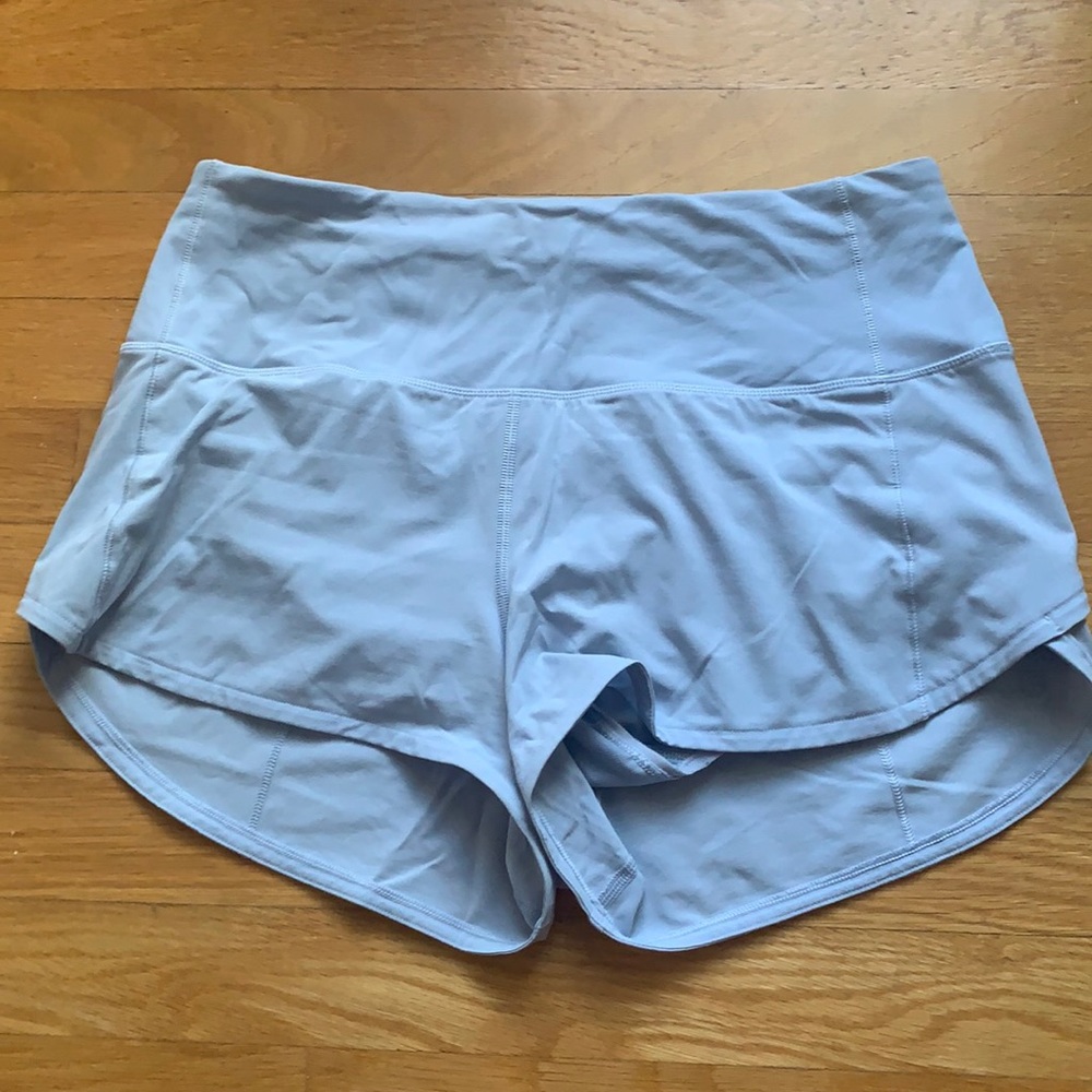 **lululemon HIGH RISE speed up short in 2.5”